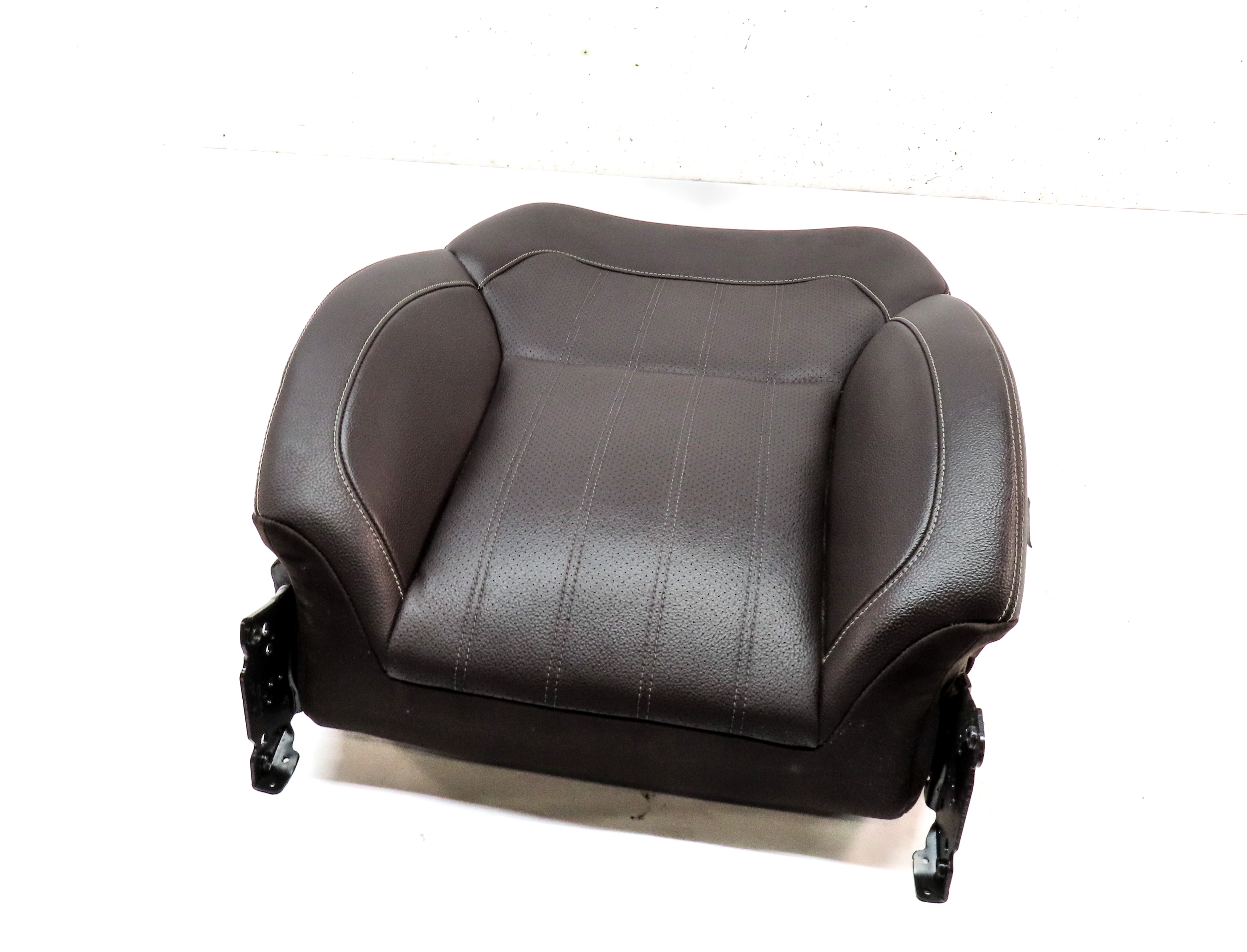 2016 MERCEDES GLE350 W166 FRONT LEFT UPPER HEATED STANDARD SEAT CUSHION (BROWN) — exact item pictured